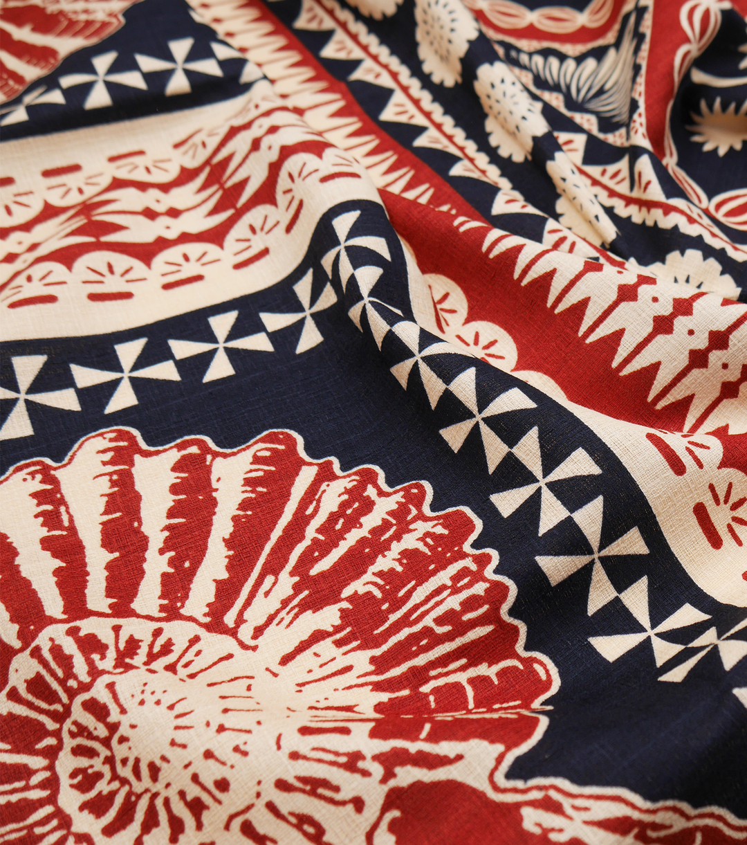 COTTON DOBBY PACIFIC FIJIAN PRINT $10.00P/M - Cream & Rust (Design A)