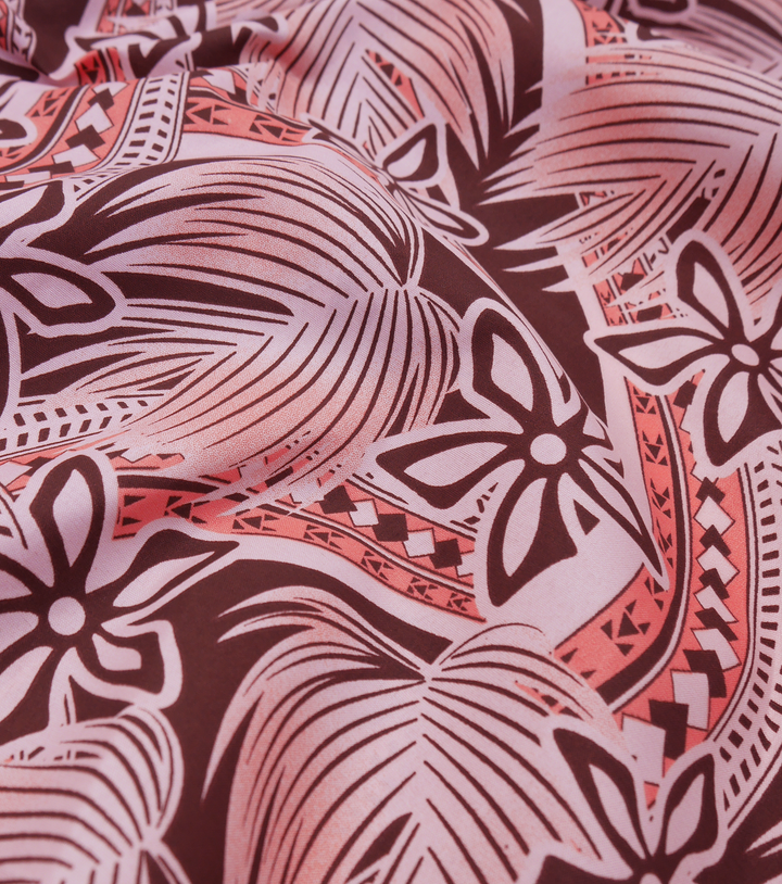 POLYESTER / COTTON PACIFIC PRINT $3.00P/M- Pink & maroon